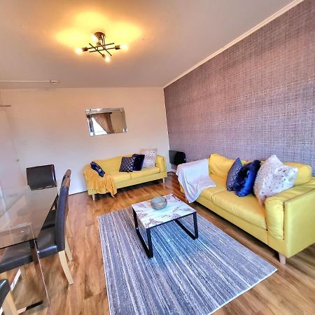 3 Bedroom Aprtmt At Sensational Stay Serviced Accommodation Aberdeen- Froghall Avenue Exterior foto